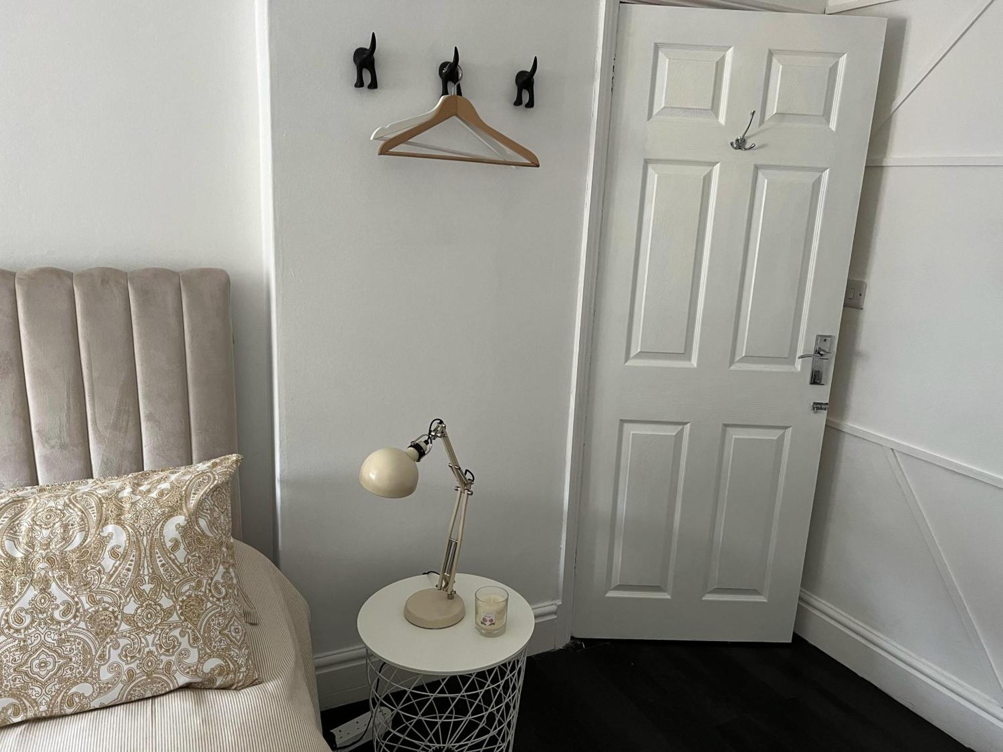 Peaceful Flat In The Park Apartment นอตติงแฮม ภายนอก รูปภาพ